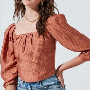 Women's Rust Puff Sleeve Top